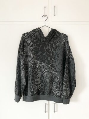 Notable Sweatshirt