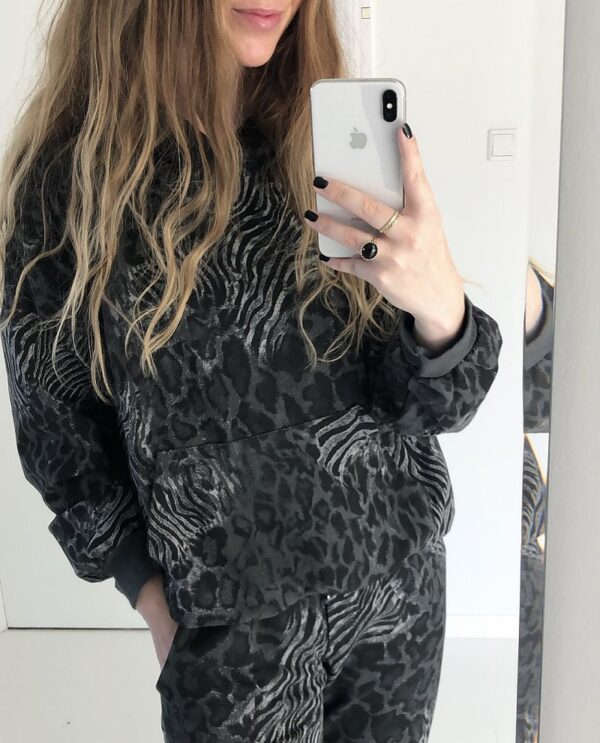Notable Sweatshirt